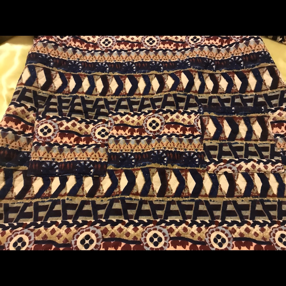 Multi-color sweater top - Picture 3 of 4